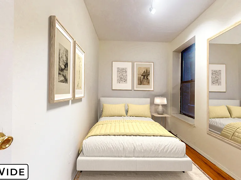 447 W 37th St #2FE — Photo 2