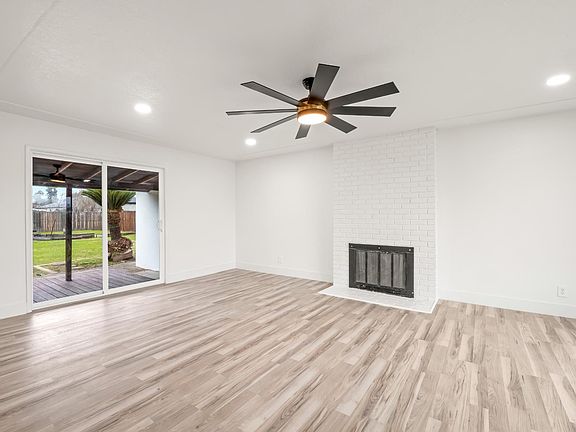 3rd image of 568 E San Ramon Ave