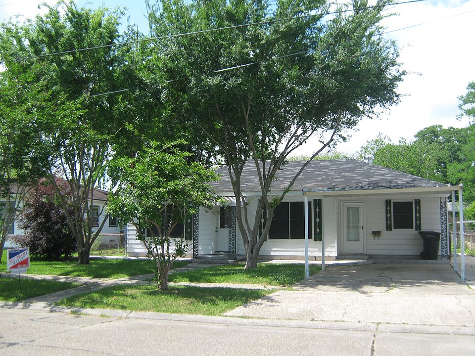 705 Marshall St.
