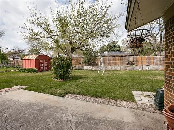 5th image of 4621 Mackey Dr