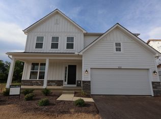 222 Silver Pine Ln, Lewis Center, OH