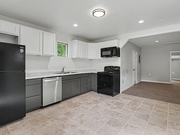 3rd image of 9424 Daisy Vestry Rd #5