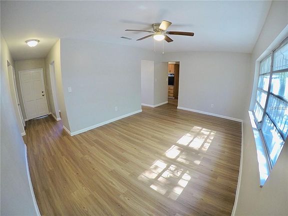 3rd image of 11103 N 21st St