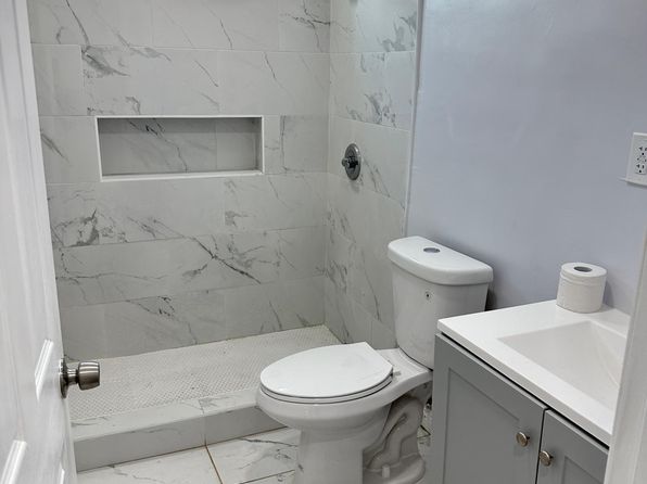 1758 Lincoln Ave APT 3