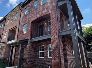 1777 Temple Ave, College Park, GA 30337