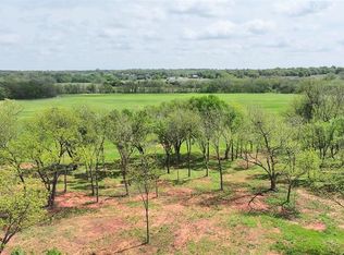 7 N Main St, Luther, OK 73054