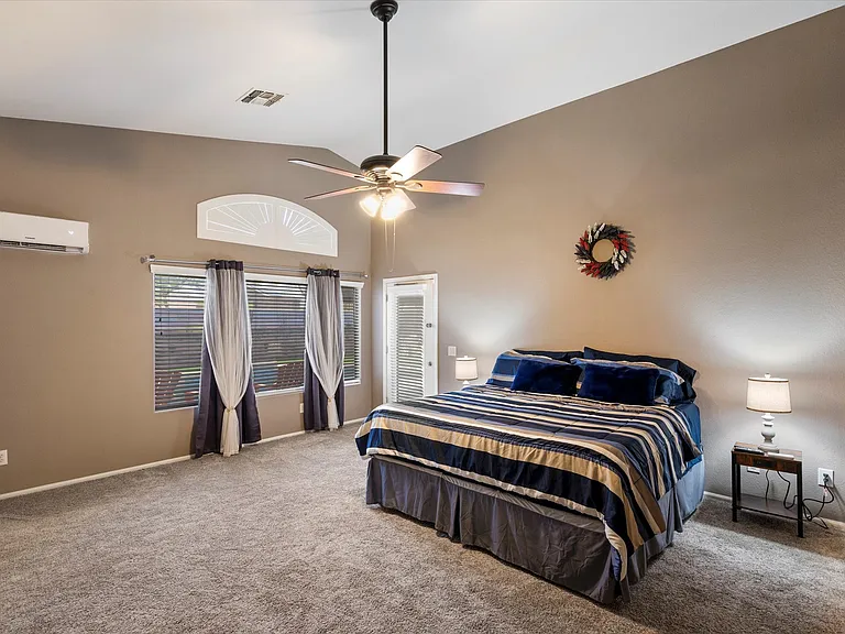 42187 W Chisholm Dr — Photo 15