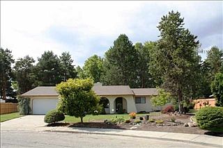 1st image of 115 Oakmont Ct