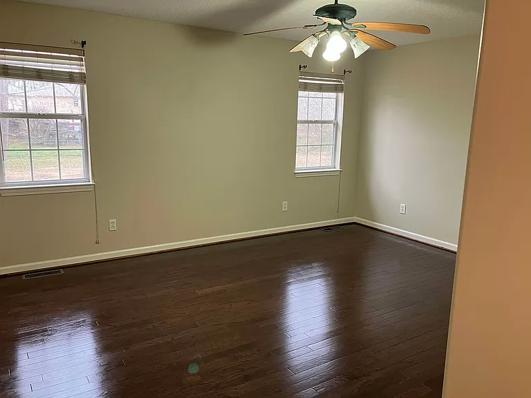 10021 Bill Jones Rd — Photo 7