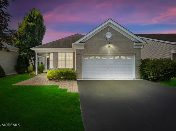 118 Huntington Drive, Jackson, NJ 08527