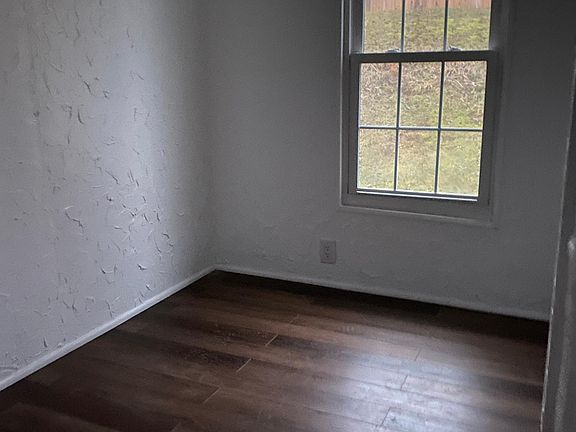 5th image of 707 Fairmont Ave Unit 9