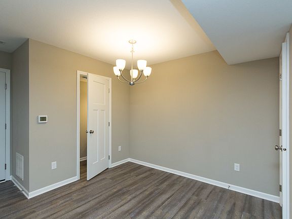5th image of 150 S 26th St Unit 304