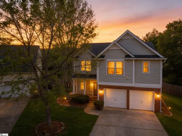 17 Summerfield Ct, Simpsonville, SC 29680