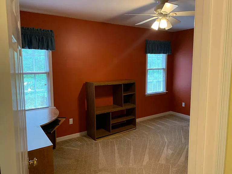 2912 Vanna Ln — Photo 29