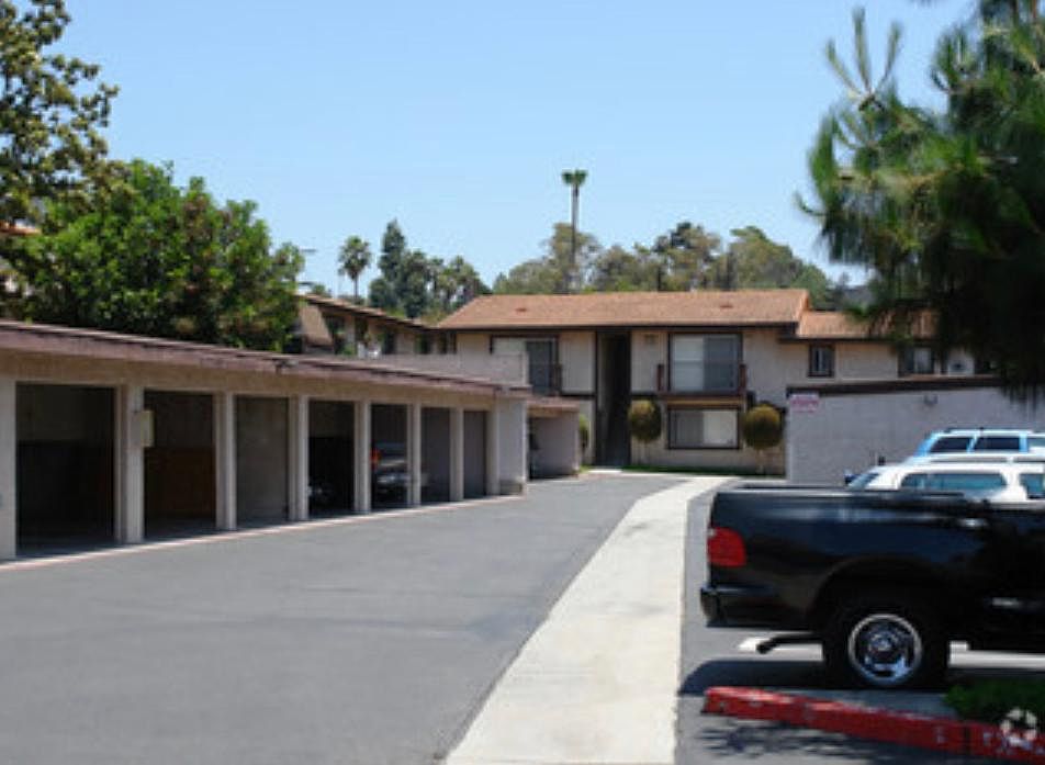 Carport for tenants