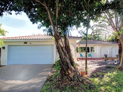 9805 Oak St NE, Saint Petersburg, FL, 33702