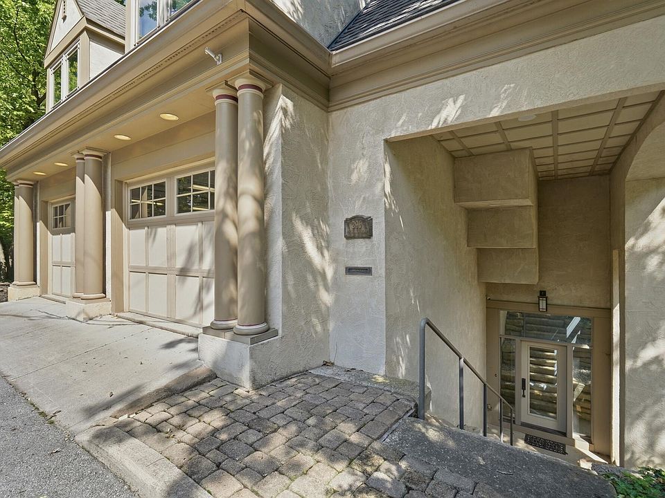 296 Walhalla Rd, Columbus, OH 43202 | MLS #226032070 | Zillow