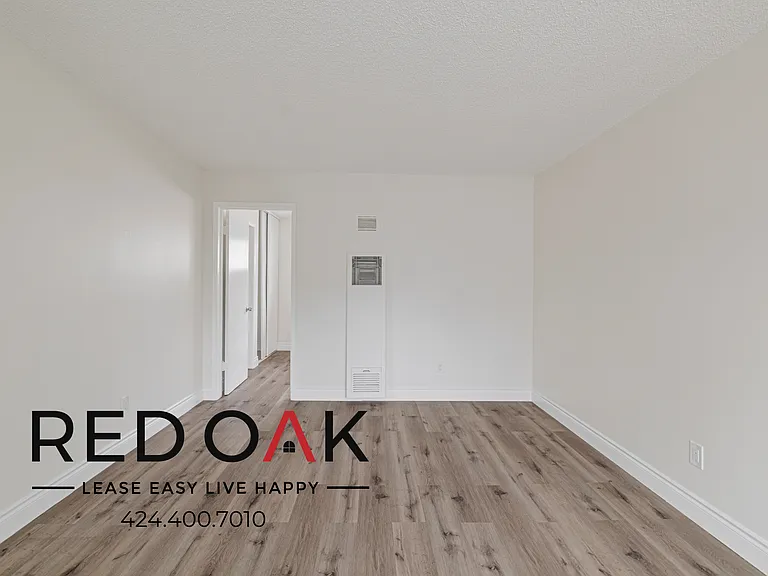 6553 Pickering Ave #F — Photo 5