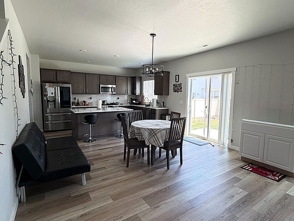 2nd image of 1804 S Seagrass Ave