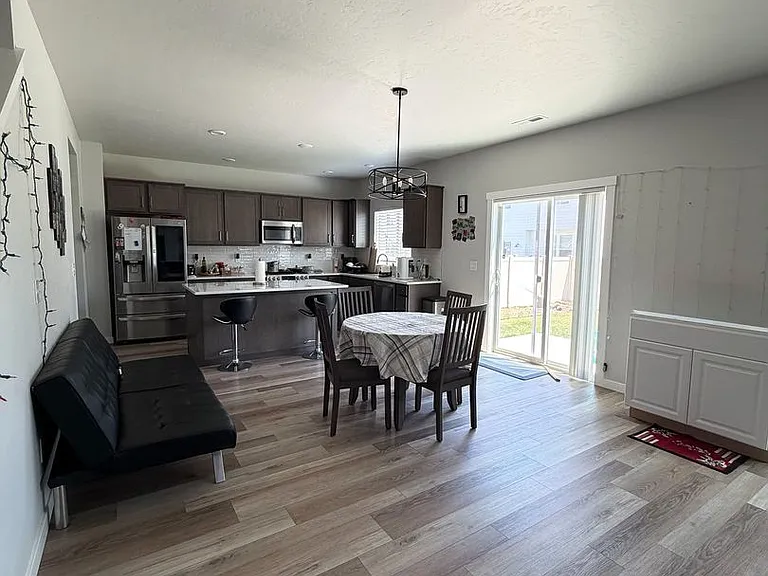 1804 S Seagrass Ave — Photo 2