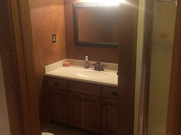 4th image of 311 Eastwood Dr