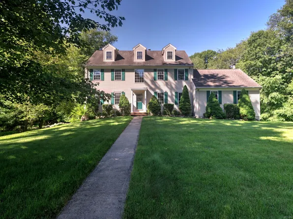169 Honeycomb Lane, Milford, CT 06461