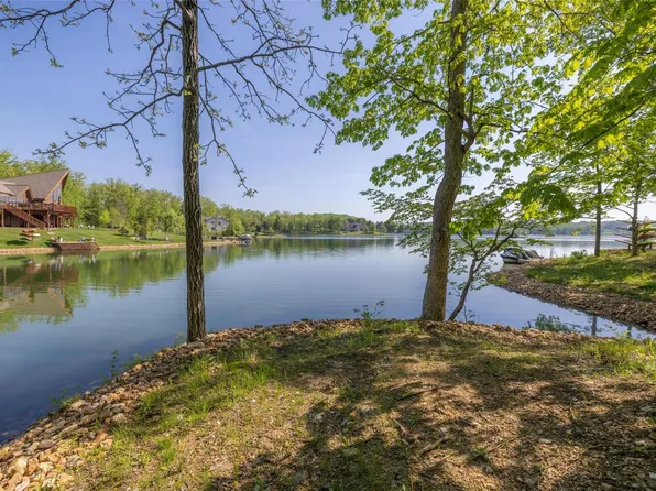 2344 Alpine Glen Dr, Innsbrook, MO 63390