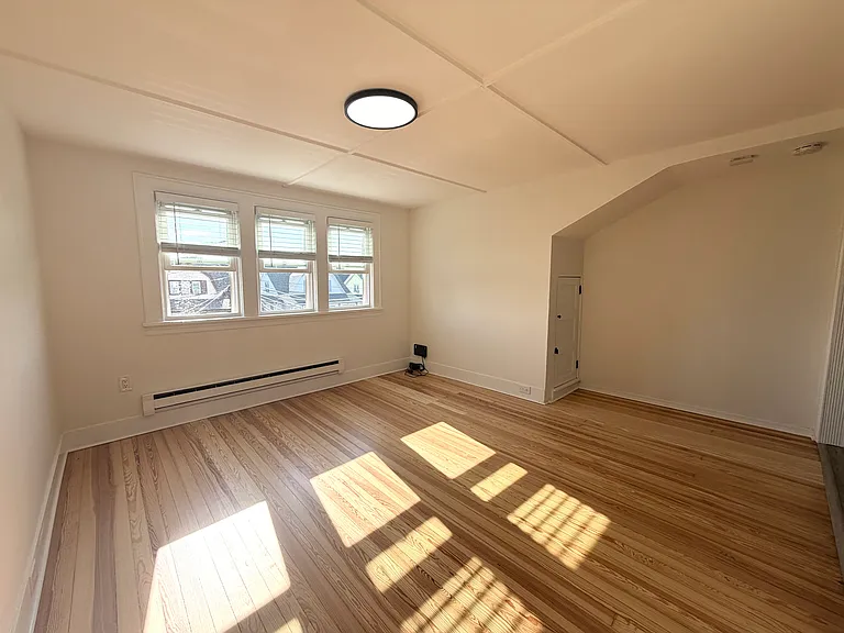 617 Twain Pl #2 — Photo 6