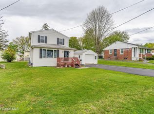 9 Virginia Ave, Rensselaer, NY 12144