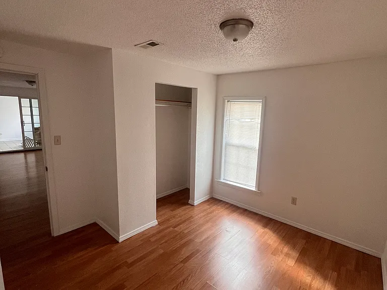 5418 Grey Dr — Photo 8