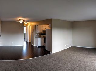 435 Perrie Dr APT 301, Elk Grove Village, IL 60007