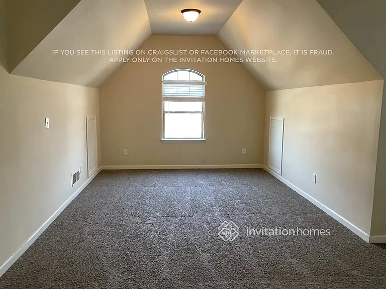4373 Grove Lake St — Photo 8