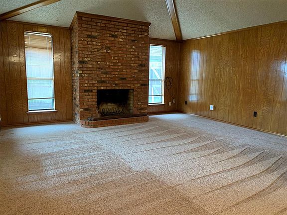 4th image of 506 Sierra Dr