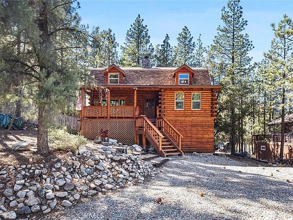 2nd image of 1521 Dogwood Way