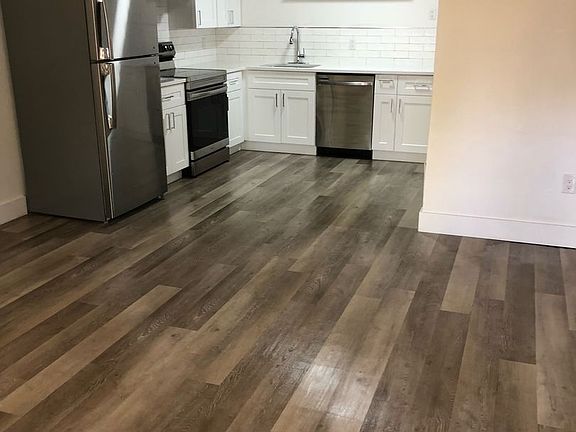 2nd image of 101 NW 23rd Pl #103