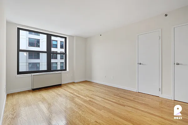 Rented by REZI | media 20