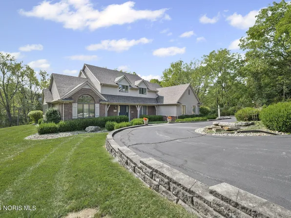 712 W Harrison St, Maumee, OH 43537