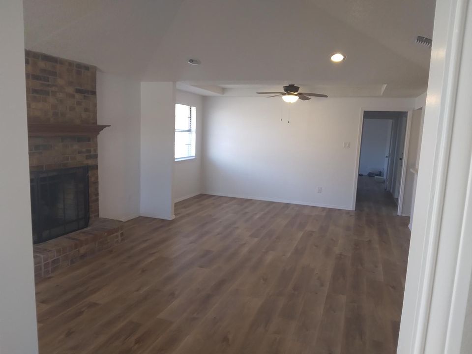 Livingroom/dinning area
