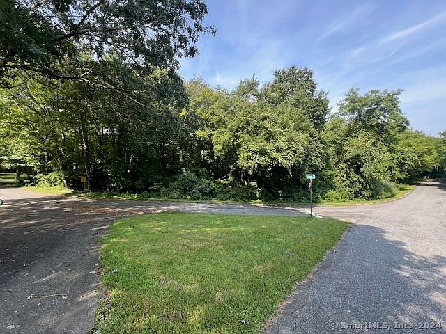 1st image of Green Avenue