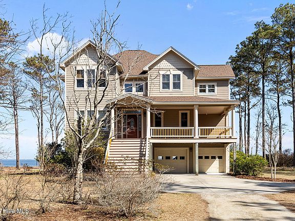 2nd image of 486 Sandy Point Drive