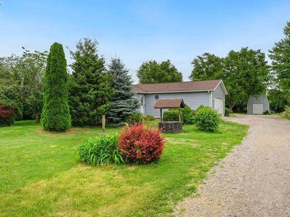 1401 Church Rd, Lakeside Marblehead, OH 43440