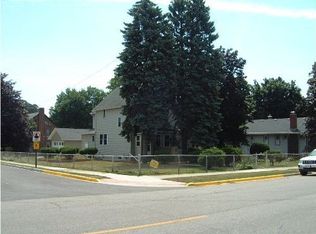 919 North Ave, Waukegan, IL 60085