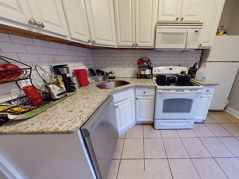 1510 W Dauphin St — Photo 18