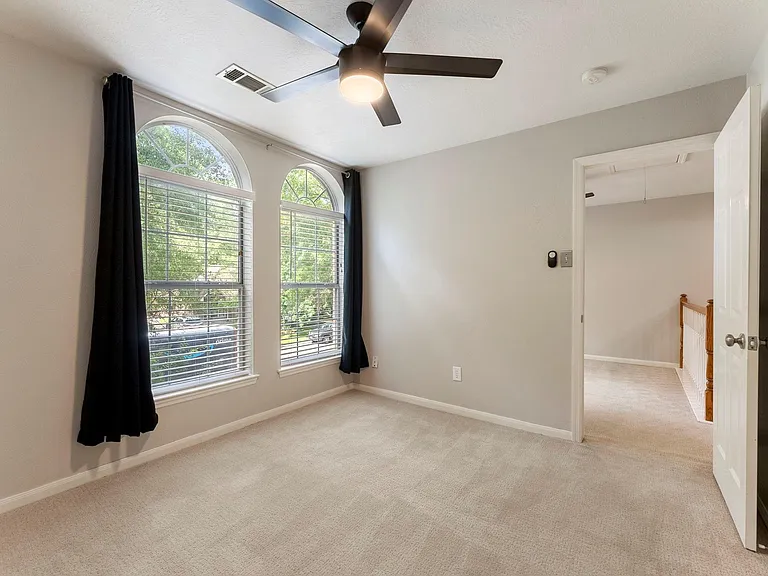 150 W Bristol Oak Cir — Photo 41
