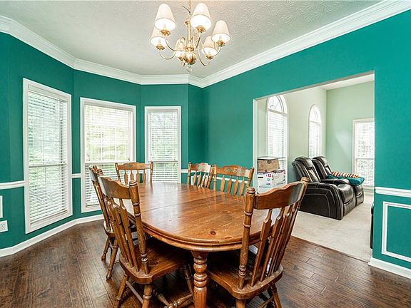 4th image of 5505 Forest Falls Dr