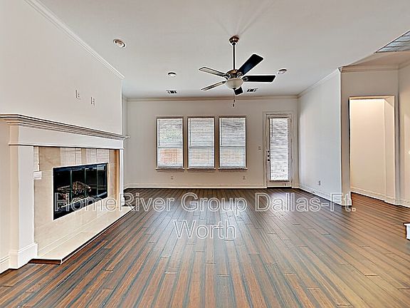 3rd image of 724 Mulberry Ct