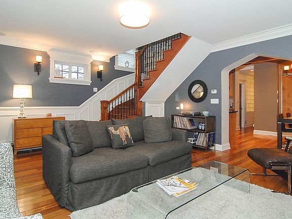 1st Floor Family Room