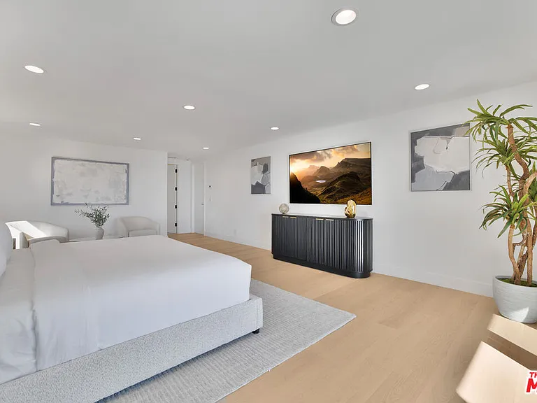 30020 Morning View Dr — Photo 51