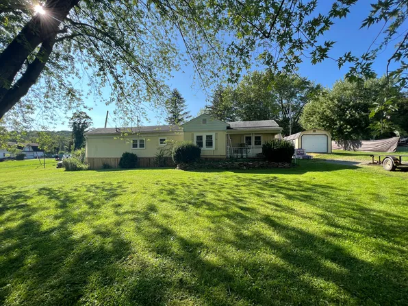 5318 E Pleasant Valley Blvd, Tyrone, PA 16686