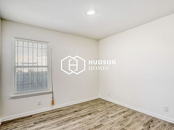 5th image of 1605 Hays St